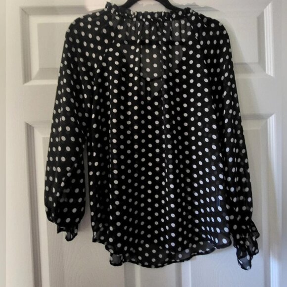 Ann Taylor Loft - NWOT - Black and White Sheer Polka Dot Top,  Size M - Picture 2 of 6